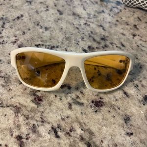 Fashion nova “no one needs to know” cream sunglasses orange tint